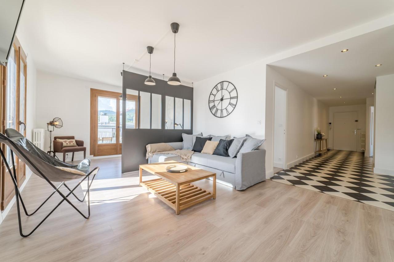 Vue Sensationnelle - Wifi Fibre - Arrivee Autonome Apartment Chambery Bagian luar foto